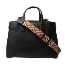 [버버리] [중고 명품] 40775181 체크 와이드 스트랩 뉴 배너백 미듐 29977