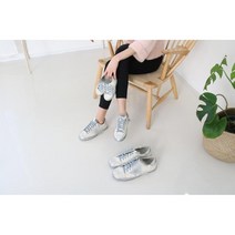 자녀선물 추천 아동신발 가족 스니커즈(골드 실버150~220) 가족스니커즈추천. 상품이므로 교환 환불 불가하니 구매에 신경써주시 바랍니다.