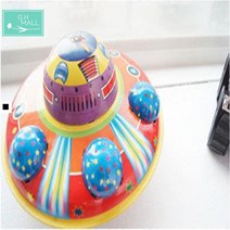 눈이즐거운 행복바이브 밝은분위기 빙글대관람차 태엽로봇, 우주선