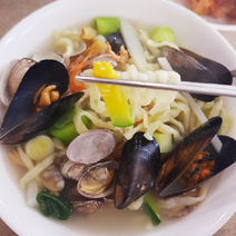 시원한 바지락칼국수/수제비 2인분 밀키트, 수제비2, 배추김치, 수제비1