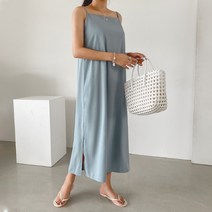 화이트폭스 슬리브리스스퀘어넥롱원피스
