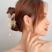 여성스러운 코디 샤랄라 쉬폰 진주 집게핀 / 포인트 올림머리 업스타일