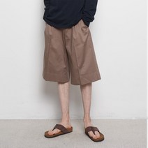 맨 베이직 코튼 버뮤다 쇼츠 베이지