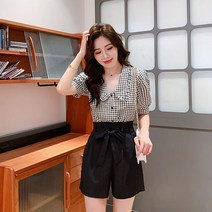 팔삼이오 대봄 브이넥 여성 발랄한 20대 러블리 리본 밴딩쇼츠 2WACC441