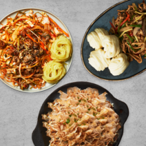 쿡솜씨 매콤제육볶음+매콤오징어볶음 밀키트 4인분, 쿡솜씨 골뱅이무침+해물오꼬노미야끼+고추잡채와꽃빵 밀키트