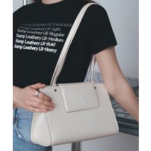 LEATHERY 볼티드 스퀘어 숄더백 [IVORY SOAP] Bolted Square Shoulder Bag 174596