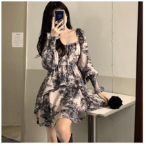 엣지몰 화려한 여성 꽃 포인트 미니 원피스 - 베이지