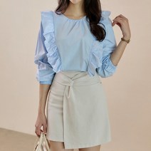 올리비에스클로젯 러블리 사이드 프릴 블라우스 O2302BL013A