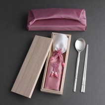 물결거북 칠보 특 은수저 1벌 80% (1인용) 부모님생신 창립기념품 퇴직자선물 결혼예물 답례품 기념일 칠순 VIP선물 숟가락1개+젓가락1매+수저집+보증서+오동나무함+보자기포장, 청색수저-핑크보자기-분홍주머니-인쇄없음