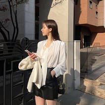 [메이빈스] 브런 스트랩 블라우스
