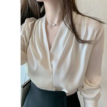 지금헤어지는중입니다 1회 3회 송혜교 블라우스 셔츠 스타일 옷 패션 의상 정장 브이넥 기본 블랙