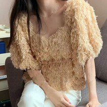 [랜덤플레이] 스퀘어넥 수술 퍼 페더 반팔 블라우스
