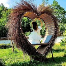 인터넷 연예인 사랑 버드 네스트 발리 호텔 창의적인 홈스테이 목가적 인 경치 좋은 지역 사진 체크인 안뜰 쇼핑몰 아름다운 의자, 사랑 새 둥지