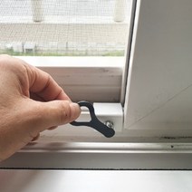 슬림 중문 잠금 장치 방충망 창문락 문 걸쇠 화이트 소형 고정 윈도우락 창틀 미닫이문 창문 스토퍼 안전 샷시 방범 샷시락 슬라이스락 창문틀 열림 방지 걸이 무타공 고리 시건