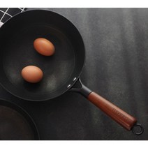 지스페로 무쇠 주물 우드 핸들 편수 궁중팬, 24cm, 1개