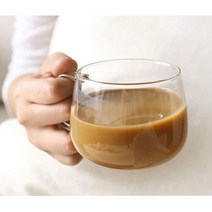 둥근유리컵 바닥 넓은 커피잔 내열 손잡이 이쁜컵 커피숍컵 예쁜음료컵