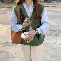 제이제이헤라 여성용 아가일 브이넥 니트 조끼 베스트 v009