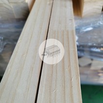 우드창고 라디에타파인 집성 각재 무절 75x75x2400mm 셀프인테리어 홈데코 옹이없음 소나무과 목재