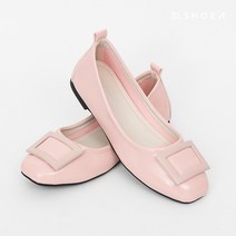 슈아 비죠 발등장식 사각코 에나멜 플랫슈즈 단화