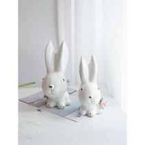 도자기 꽃장식 큰 귀 토끼인형 2p 학원꾸미기 예쁜소품 선반장식 스튜디오 인형인테리어 거실꾸미기 집들이