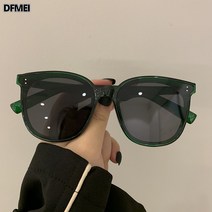 Ins 인터넷 연예인 선글라스 남자와 여자의 라운드 안경 베이지 레트로 거리 유행 해변 여행 태양 음영 커플 선글라스