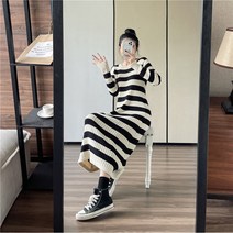 DFMEI 추동 이너 패치 스트라이프 하프 니트 원피스