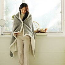 스웨터 양털 담요 집순이 겨울 캠핑 차박 블랭킷 담요양털담요쇼파담요두꺼운담요겨울담요담요망토캠핑담요차박사무실담요블랭킷지인선물