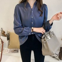 오슈 여성 베이직 데일리 노카라 브이넥 버튼 모던 블라우스