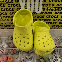 크록스 [2001아울렛중계] *신상품 * 아이들이 언제나 가볍고 편하게 신을수 있는~폼쿠션 클래식 클로그 토들러