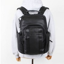 은은한 무광 인조가죽 네임텍 데일리백 캐주얼 백팩