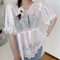 이지핏 뜨개짜임 루즈핏 블라우스 20대 비치는 펀칭블라우스 뜨개블라우스 여친룩 20대옷 데이트패션 러블리블라우스 여신룩 데이트룩 여성스러운블라우스 가을블라우스 여성가을블라우스 여성남방 프릴블라우스 여성셔츠블라우스