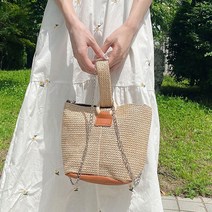 체인 라탄 버킷백 라탄 크로스백 라피아백 아이보리 베이지