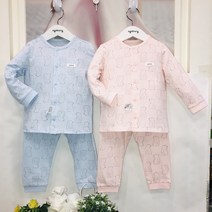 야탑NC ﻿ 부드러운 원단에 귀욤~ 귀욤한 봄내의입니다 얇아서 간절기에 입히기 좋아요 90싸이즈 부터는 어깨 단추로 변경되어요 ﻿