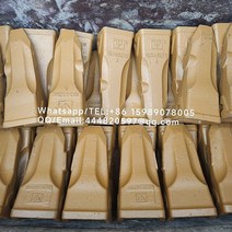 굴삭기 부품 Komatsu 버킷 치아 pc60 100 200 210 220 240 300 400 단조 플랫 치아 뾰족한 치아 뾰족한 61