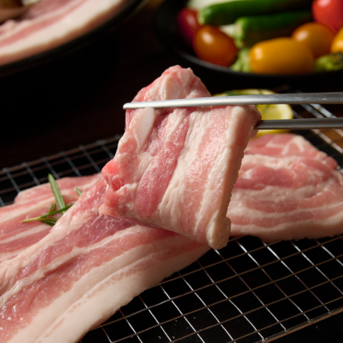 [한땀갈비] 부드럽고 육즙 가득한 삼겹살, 3개, 1kg