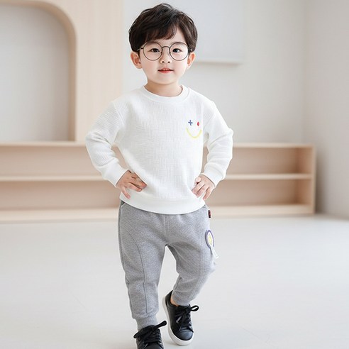 몽실이 격자엠보 스마일맨투맨 상하복세트