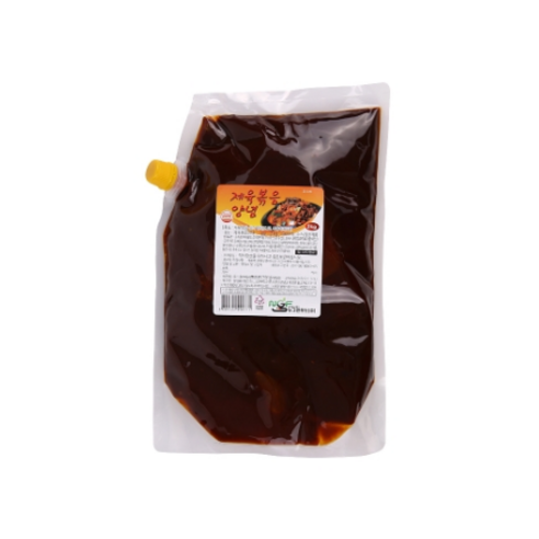 뉴그린 제육볶음 양념장 2kg 덮밥소스 전문점용 고추장 볶음 소스, 2kg, 1개