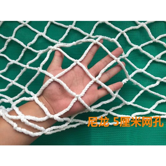 0f868d9e83824eec7a79ba9b3b640fce1153a14f3e5fa3d8093b77ca686b.jpg