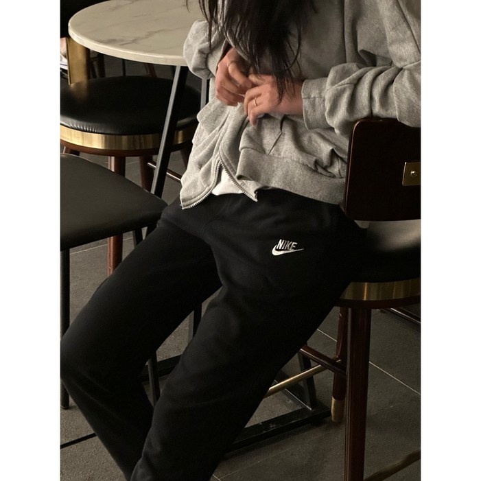 나이키 NSW 노기모 자수 조거팬츠 bv2679 나이키 NSW 노기모 자수 조거팬츠 bv2679