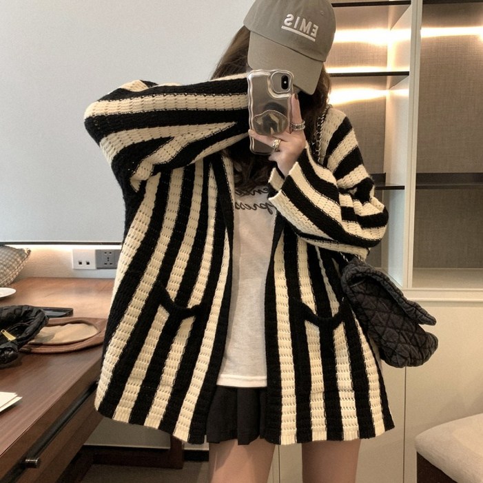 COSYEVNO 여성자켓 가을 니트 후드 스트라이프 심플 패션 편안한 캐주얼 루즈핏 하프 긴팔 단추 카디건 CXJjk15