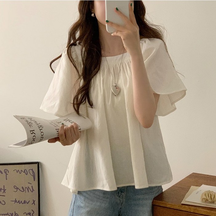 VERIT 스퀘어넥 벌룬 와이드핏 반팔 블라우스 VT422