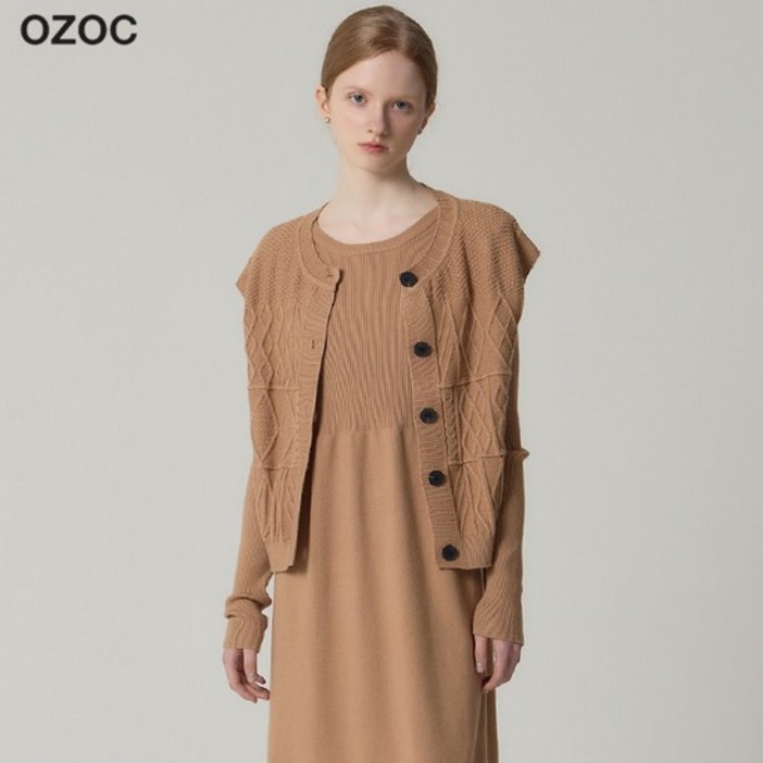 (OZOC)] 니트 베스트+라운드넥 니트 롱 원피스 세트 (택가격 178000원)