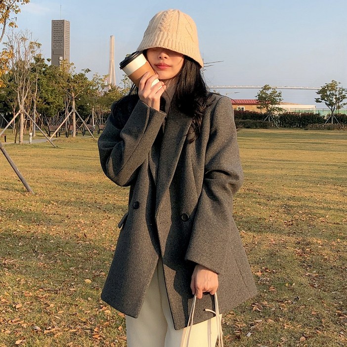 (국내 자체 제작) 이벨 모직 누빔 안감 더블 원버튼 자켓