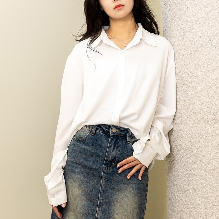 세련닷 오버핏 구김방지 화이트 긴팔 셔츠