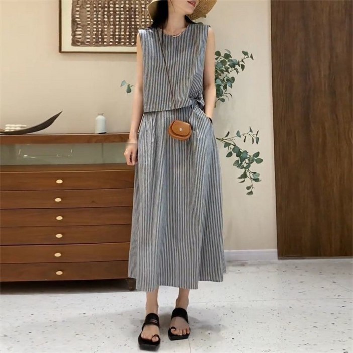 WEIHAN 시원한 린넨느낌 나시세트  여름용 꾸안꾸 스타일  A라인 팬츠 스트랩 포인트룩