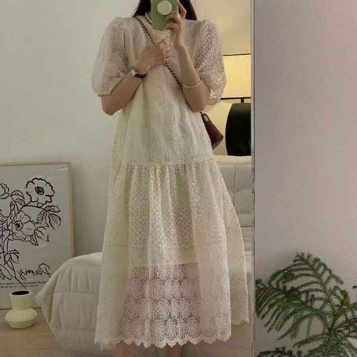 텐미닛스타일 페미닌 러블리룩 레이스 펀칭 로이베 원피스