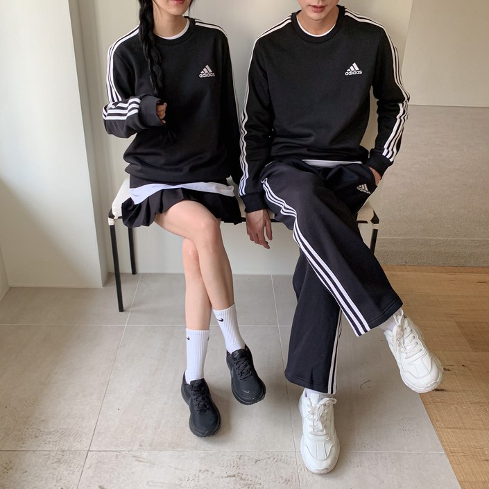 아디다스 에센셜 삼선 3S 맨투맨 플리스 크루넥 스웨트 셔츠