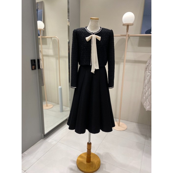 [국내백화점] JJ지고트 원피스 클래식디자인 타임리스웨어 시그니처라인 완성도