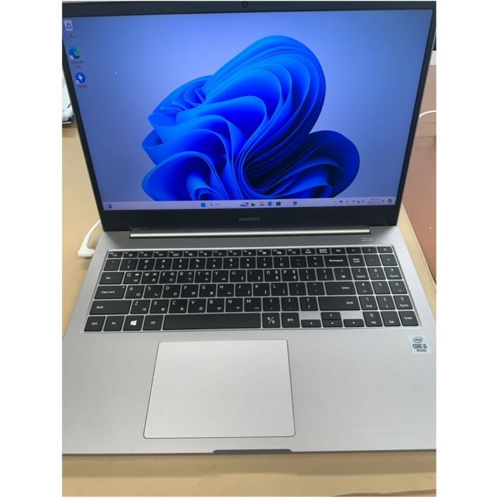 삼성전자 노트북 플러스2 NT551XCJ i510세대16GB256GB15.6인치사무용