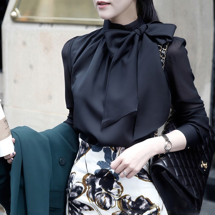 Makone 하프넥 왕리본 쉬폰 블라우스 화이트